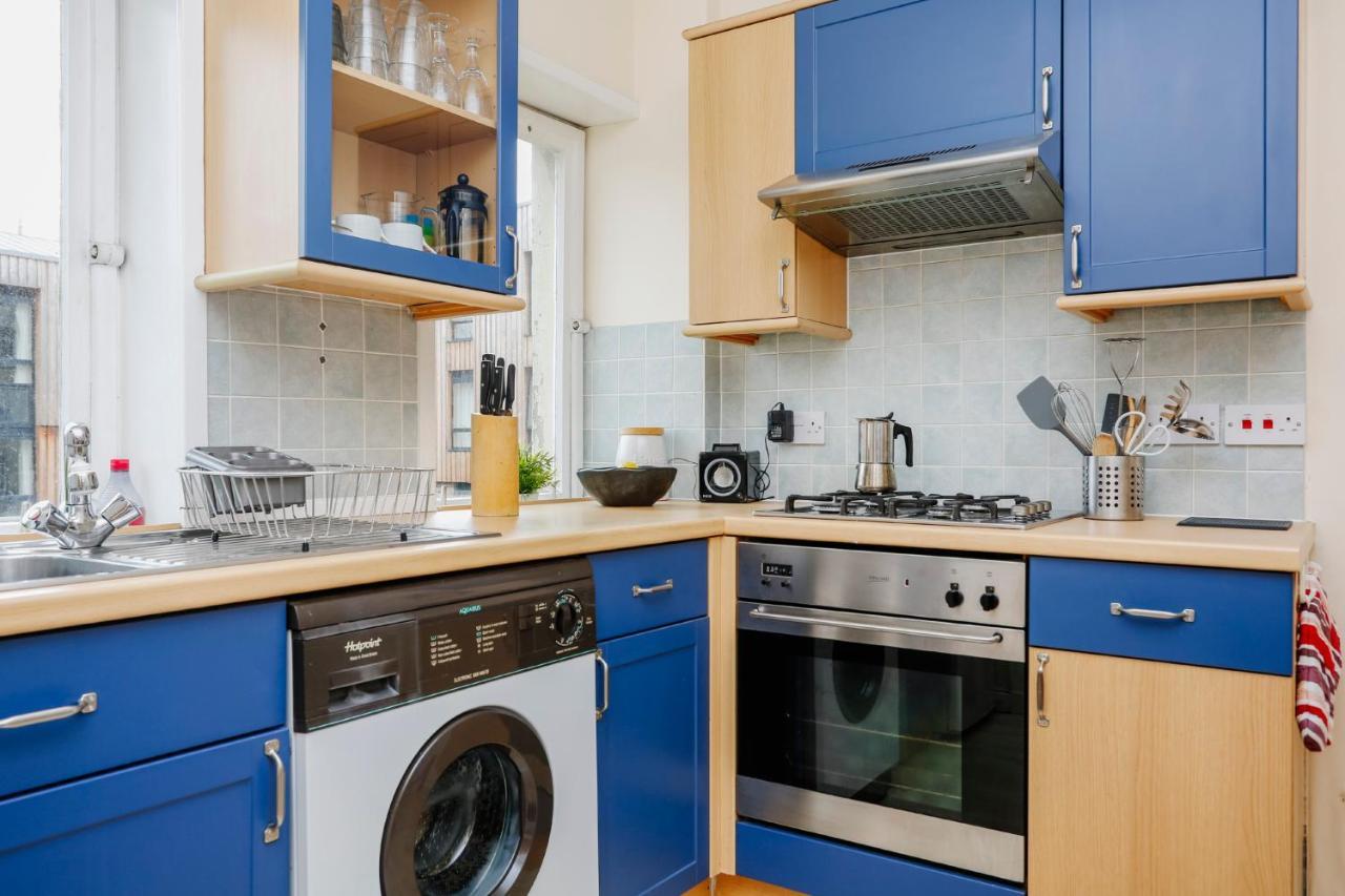 Edinburgh Central 2-Bedroom Old Town Apartment Bagian luar foto